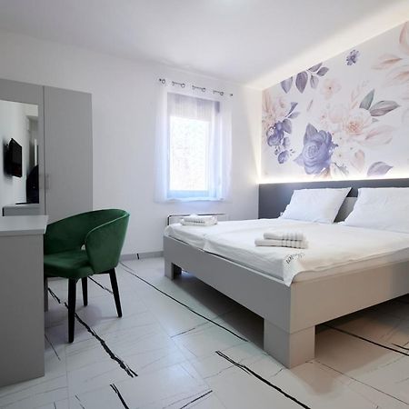 Marien Haus Ξενοδοχείο Karlovac Εξωτερικό φωτογραφία